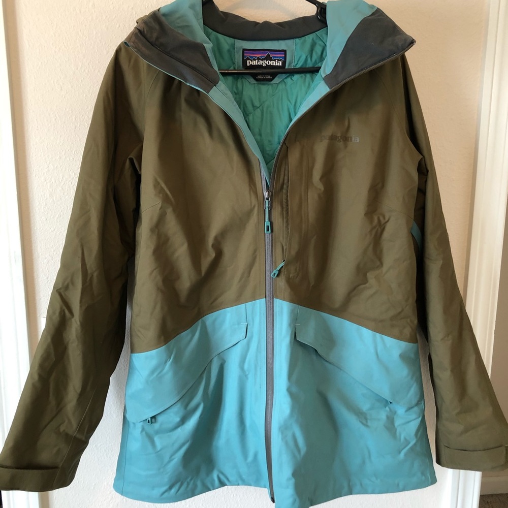 Women’s Patagonia Snowbelle Jacket (Medium)
